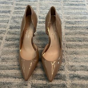 Jessica Simpson beige patent leather d’orsay pump - size 8